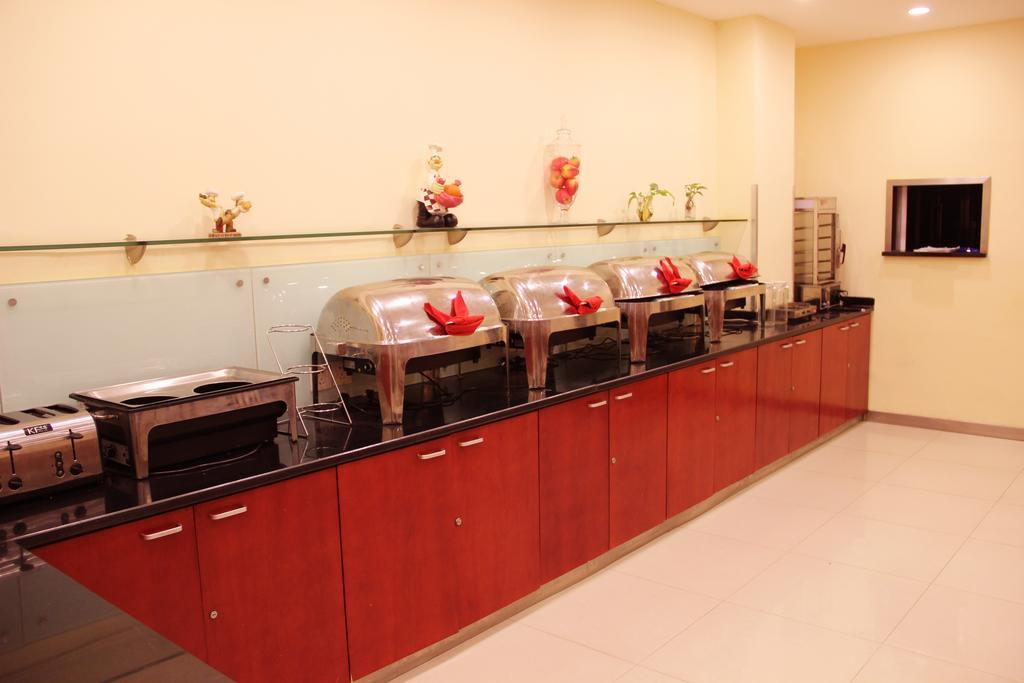 Hanting Express Kunming Stadium Branch Exterior foto